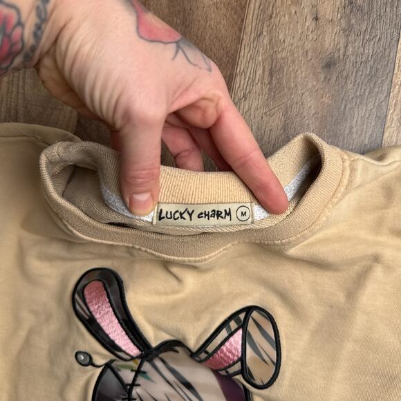 BKYS Lucky Charm Sweatshirt Men's‎ Medium Yellow Embroidered Crew Neck 6468 - Picture 2 of 13